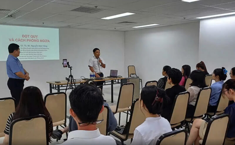 CLOSING THE YEAR READY TO GROW WITH OUR TENANTS